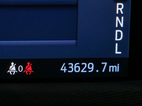 Used 2022 Ford Mustang Mach-E Select RWD image 16