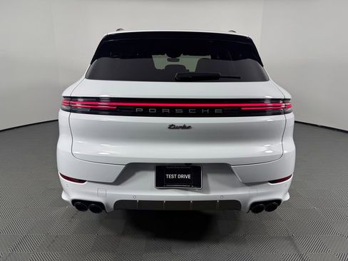 Certified 2025 Porsche Cayenne Turbo image 6