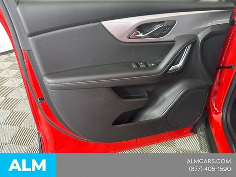 Used 2025 Chevrolet Blazer LT FWD image 14