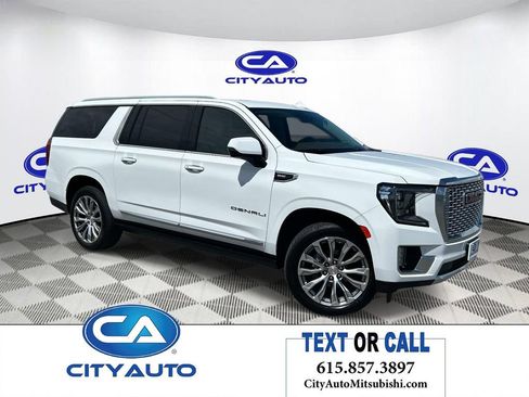 Used 2021 GMC Yukon XL Denali w/ Denali Premium Package AWD/4WD image 1