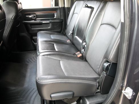 Used 2016 RAM 2500 Laramie image 47