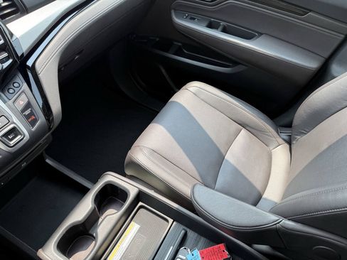 Used 2018 Honda Odyssey Elite image 29