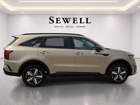 Used 2021 Kia Sorento EX AWD/4WD image 5