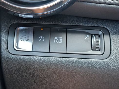 Used 2026 Chevrolet Equinox LT FWD image 27