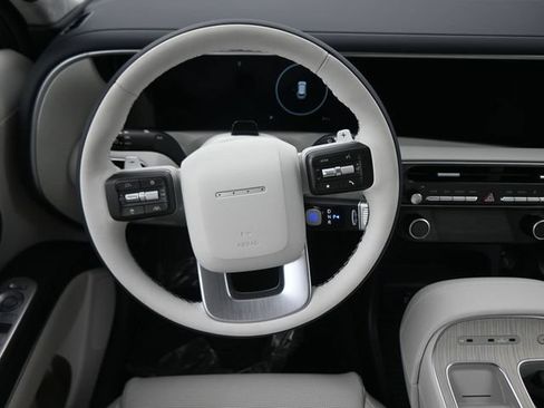 Certified 2026 Hyundai Palisade Calligraphy FWD image 14