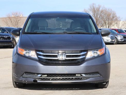 Used 2016 Honda Odyssey LX image 2