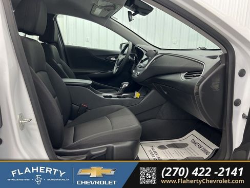 Used 2024 Chevrolet Malibu LT image 15