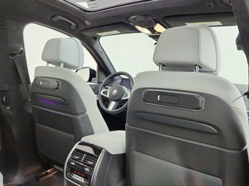 Used 2026 BMW X7 xDrive40i image 27