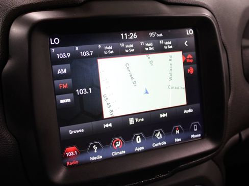Used 2018 Jeep Renegade Trailhawk AWD/4WD image 24