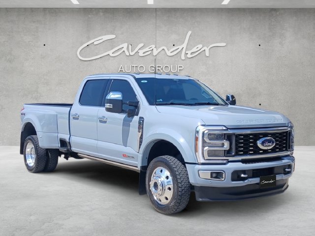 Used 2024 Ford F450 Platinum AWD/4WD image 2