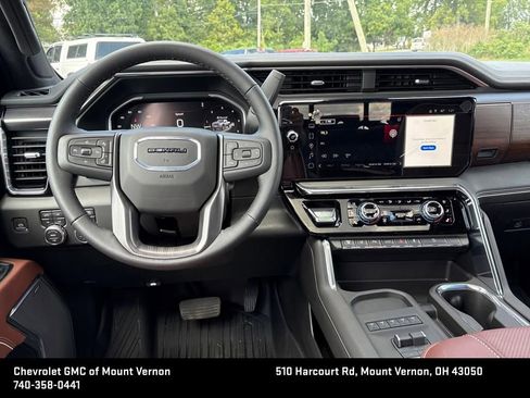 New 2025 GMC Sierra 2500 Denali Ultimate w/ Max Trailering Package image 15