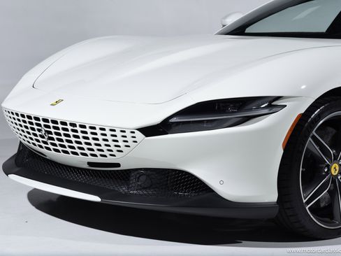 Used 2024 Ferrari Roma image 14