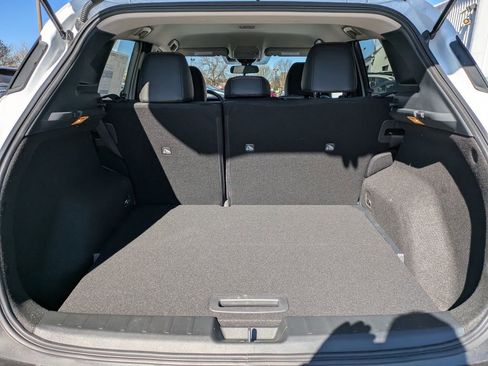 New 2026 Nissan Kicks SR image 13