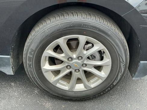 Used 2021 Chevrolet Equinox LS FWD image 12