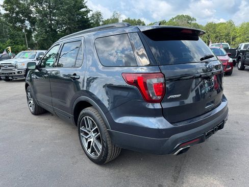Used 2017 Ford Explorer Sport w/ Equipment Group 401A AWD/4WD image 3