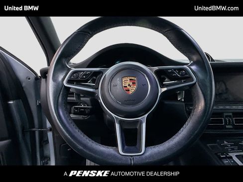 Used 2020 Porsche Macan image 6