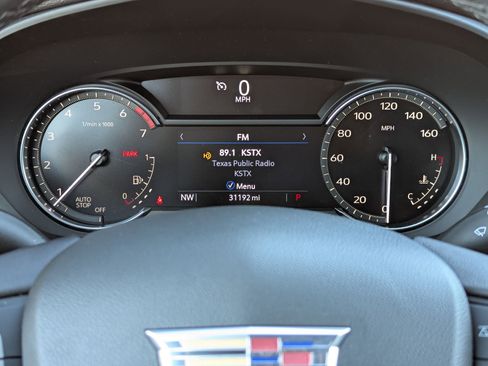 Used 2023 Cadillac XT4 Premium Luxury image 23