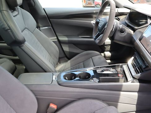 Used 2022 Audi e-tron GT Premium Plus w/ Performance Package AWD/4WD image 13