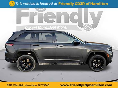 New 2025 Jeep Grand Cherokee Altitude image 6