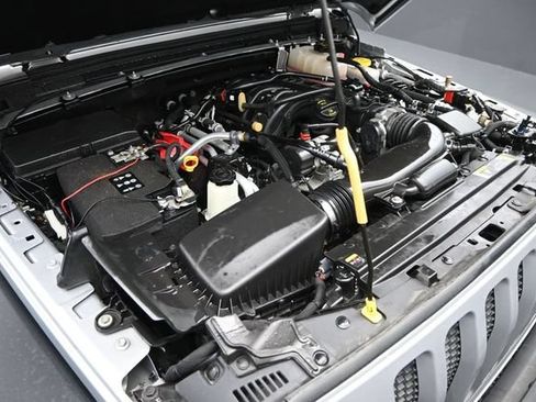 Used 2023 Jeep Wrangler Unlimited Sport AWD/4WD image 39