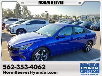 Used 2023 Hyundai Elantra SEL w/ Convenience Package