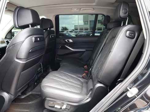 Used 2024 BMW X7 xDrive40i AWD/4WD image 41