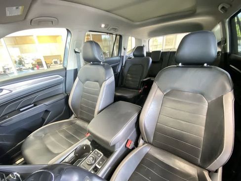 Used 2021 Volkswagen Atlas SEL Premium AWD/4WD image 14