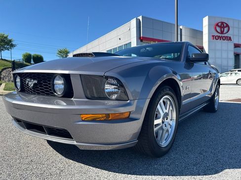 Used 2007 Ford Mustang GT Premium RWD image 25