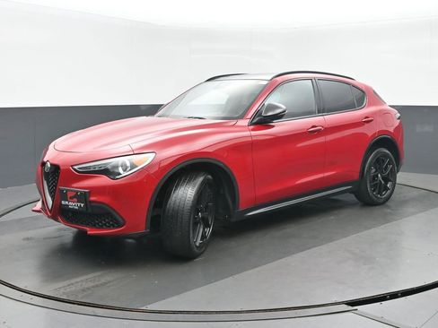 Used 2021 Alfa Romeo Stelvio Ti Sport AWD/4WD image 7