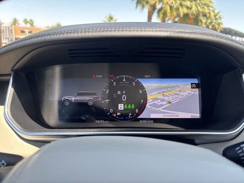 Used 2021 Land Rover Range Rover P525 Westminster Edition LWB image 11