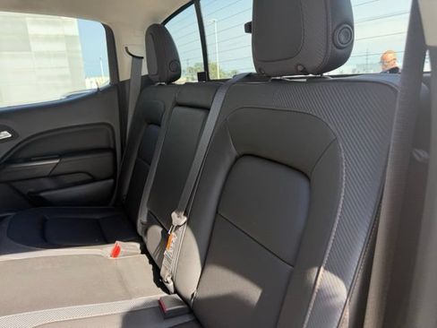 Used 2022 GMC Canyon AT4 w/ Trailering Package AWD/4WD image 12