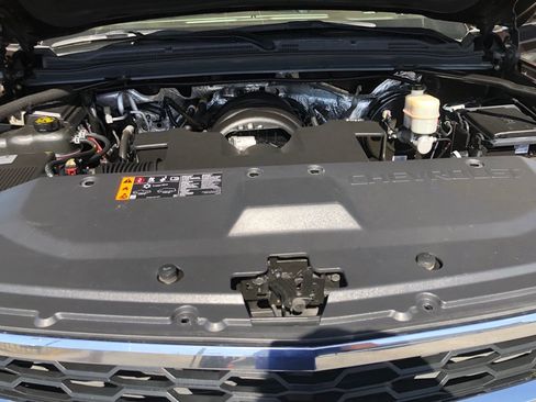 Used 2018 Chevrolet Tahoe LT RWD image 3