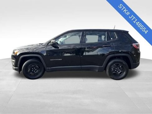 Used 2018 Jeep Compass Sport image 4