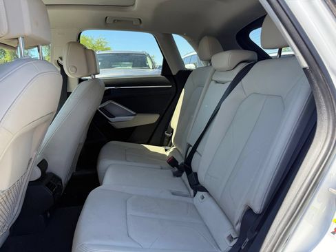 Used 2019 Audi Q3 2.0T Premium AWD/4WD image 8