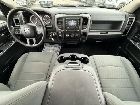 Used 2018 RAM 1500 Express w/ Express Value Package image 16