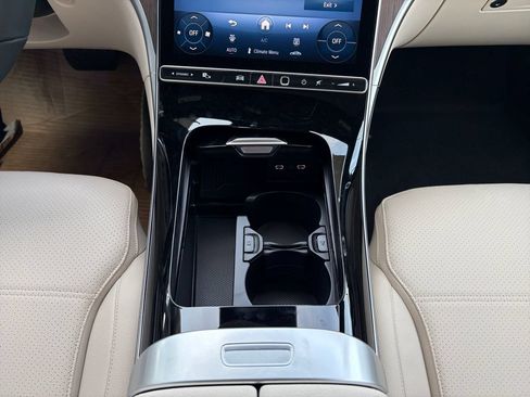 New 2026 Mercedes-Benz C 300 4MATIC Sedan image 12