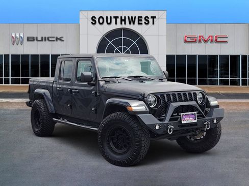Used 2022 Jeep Gladiator Sport AWD/4WD image 1