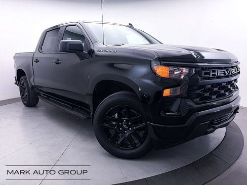 Used 2024 Chevrolet Silverado 1500 Custom AWD/4WD image 1