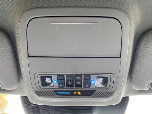 Certified 2022 Ford Explorer XLT w/ Equipment Group 202A image 44