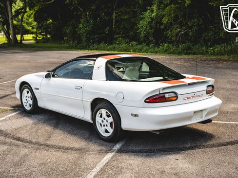 Used 1997 Chevrolet Camaro Z28 w/ Preferred Equipment Group 2 image 14