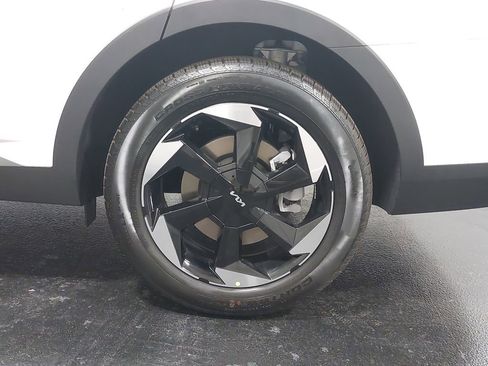 New 2025 Kia Sorento EX image 36