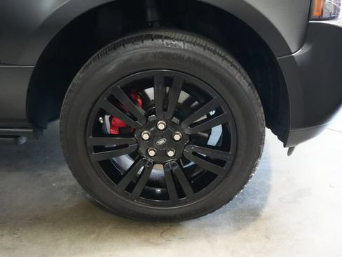 Used 2011 Land Rover Range Rover HSE AWD/4WD image 13