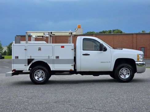 Used 2008 Chevrolet Silverado 3500 W/T RWD image 5