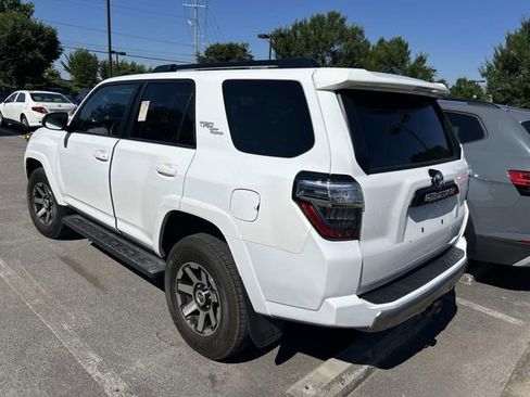 Used 2024 Toyota 4Runner TRD Off-Road AWD/4WD image 2