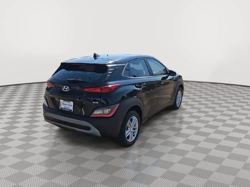 Used 2023 Hyundai Kona SE image 8
