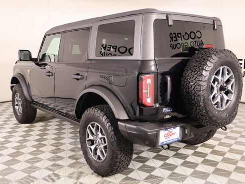 Used 2024 Ford Bronco Badlands AWD/4WD image 24