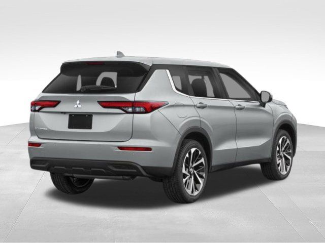 Used 2024 Mitsubishi Outlander ES FWD image 5