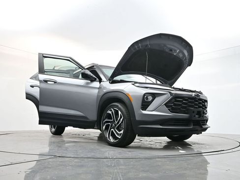 Used 2024 Chevrolet TrailBlazer RS w/ Convenience Package image 36