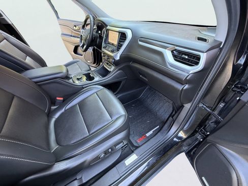 Used 2023 GMC Acadia SLT w/ Preferred Package image 37