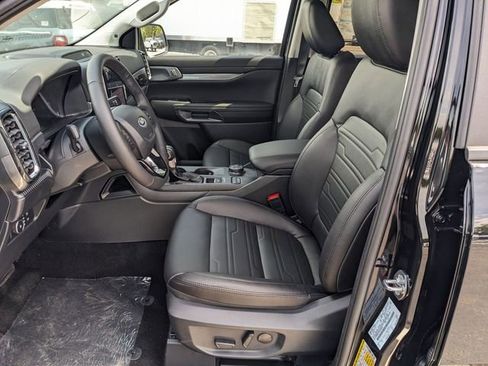 New 2025 Ford Ranger Lariat w/ FX4 Off-Road Package image 9